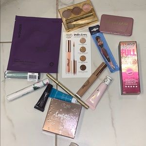 Makeup bundle